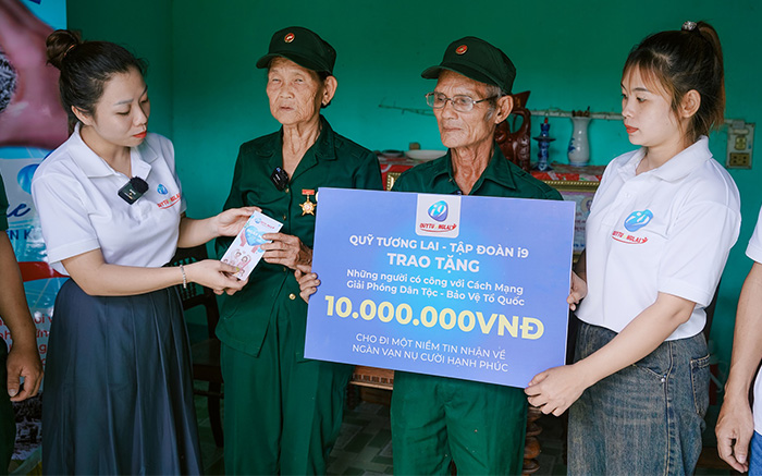 Biểu tượng hỗ trợ khách hàng chuyên nghiệp 24/7 của Win999