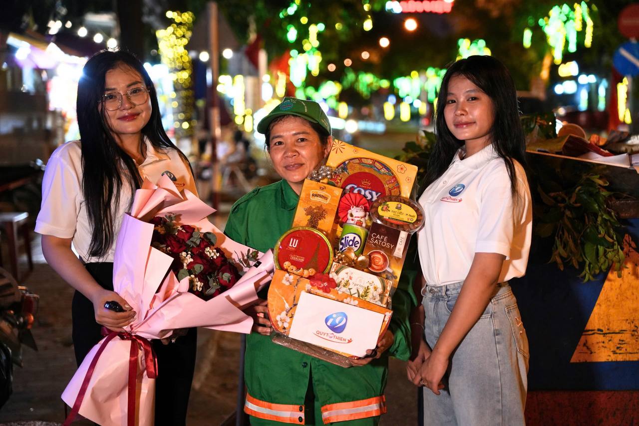 Biểu tượng Email hỗ trợ khách hàng của win999 cho các yêu cầu chi tiết.